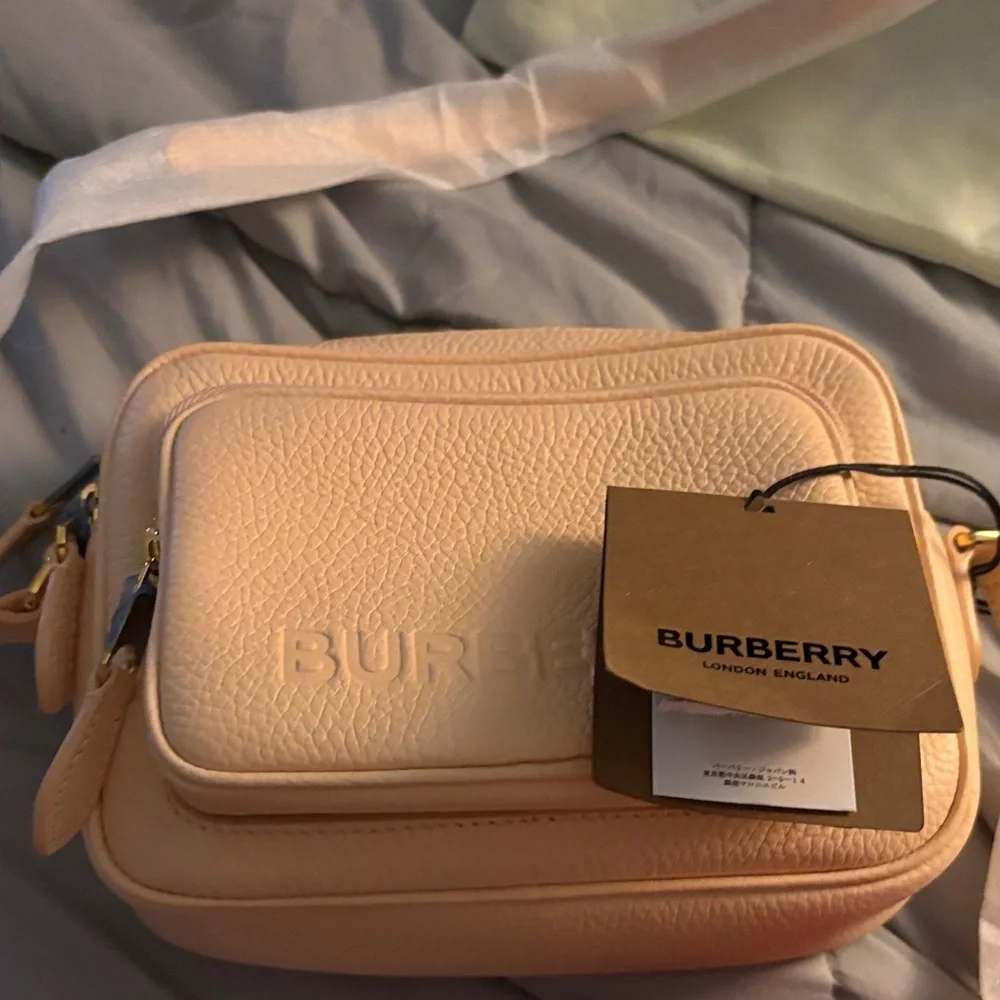 Burberry Light tan Leather Shoulder Bag - Picture 3 of 6